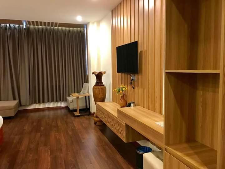 Sen Vang Luxury Hotel Nha Trang Exterior photo